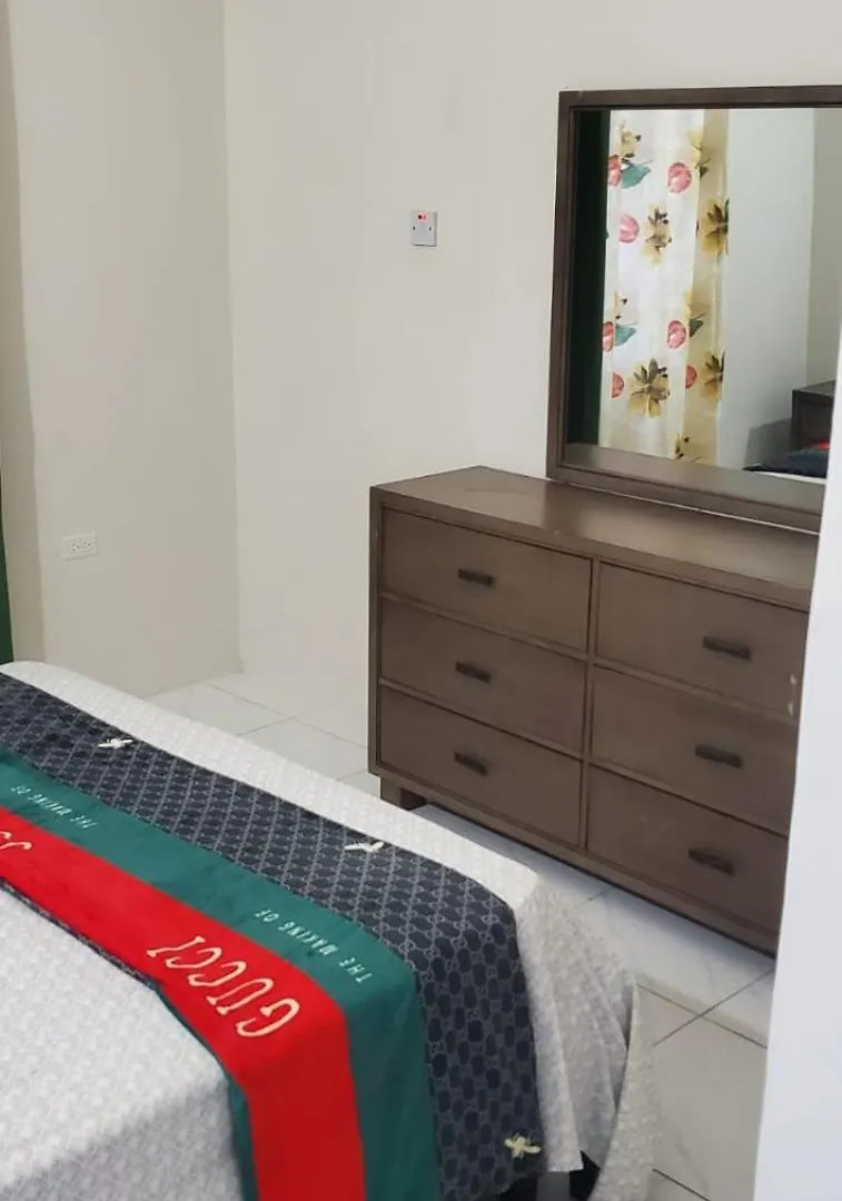 Finest Accommodation Phoenix Park Phase 4 Lot # 1348 Portmore St Catherine Holiday home